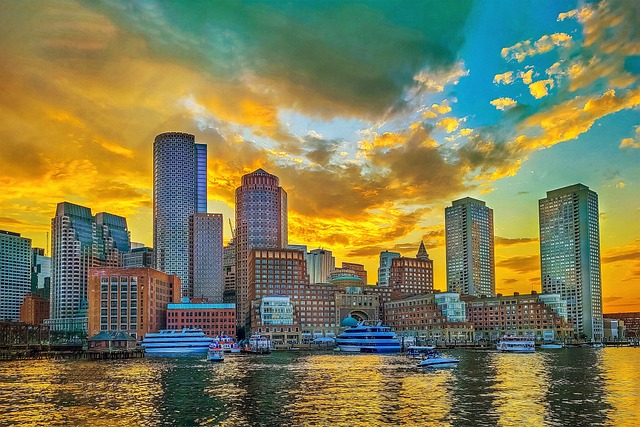boston ma skyline at sunset.