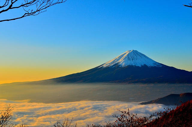 Mt Fuji is an active volcano and the hightest peak in Japan.