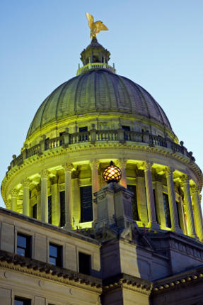 Jackson Mississippi State Capitol Building as dusk